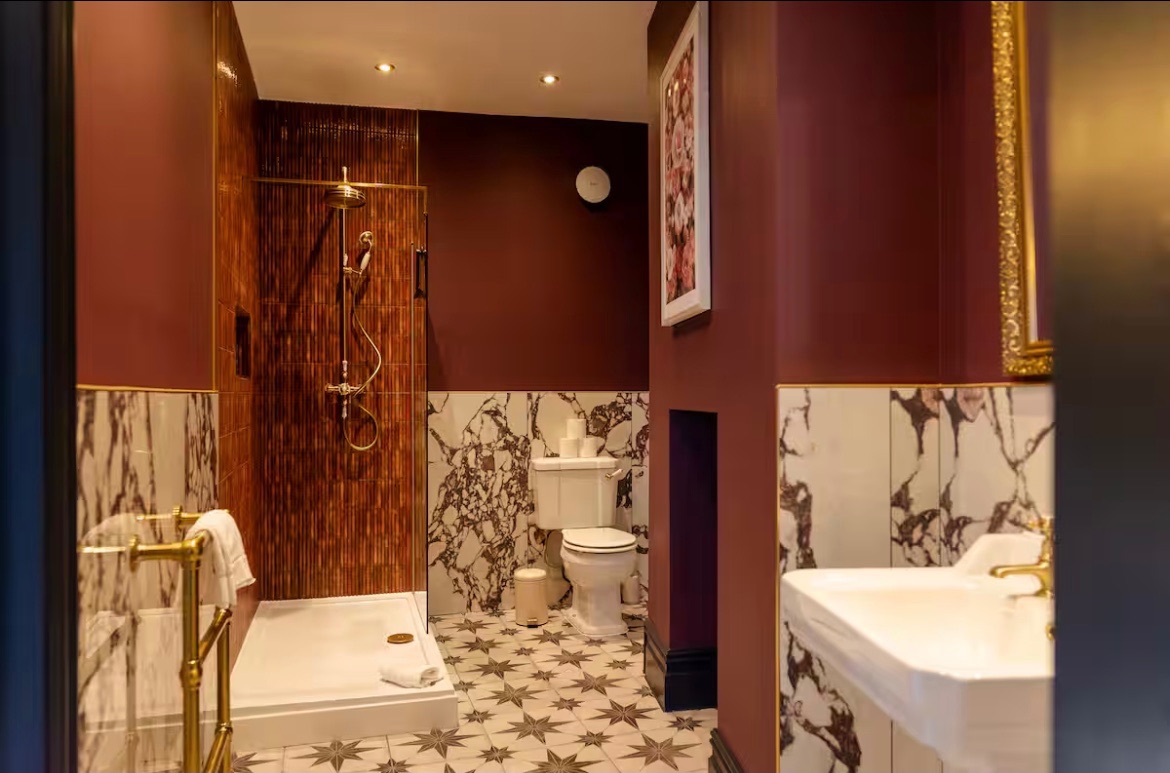 Serviced accommodation renovation - Bowen electrical