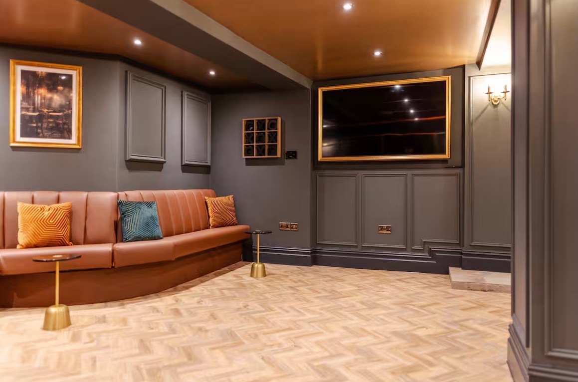 Serviced accommodation renovation - Bowen electrical