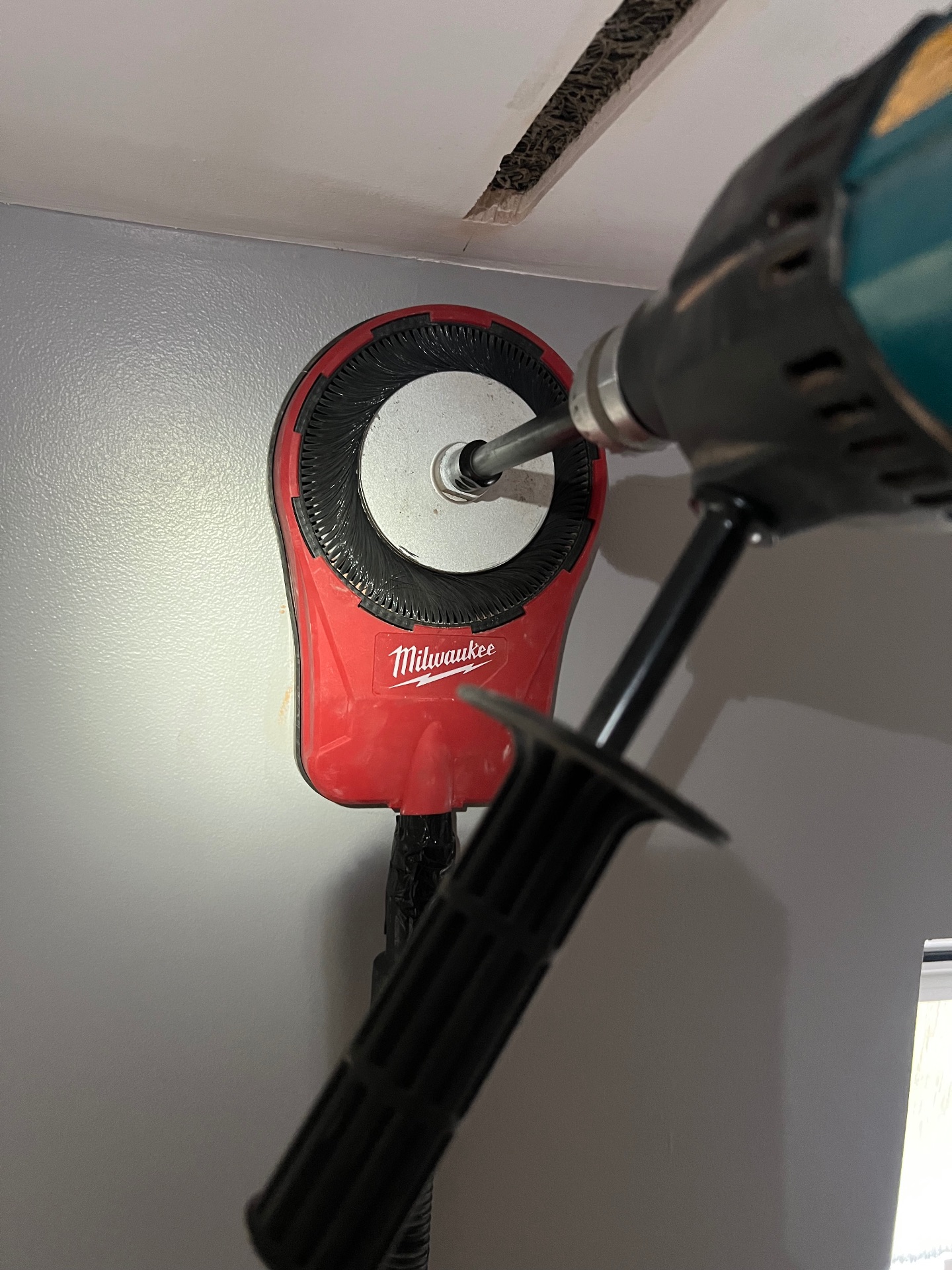 Bathroom extractor fan installation - Bowen electrical