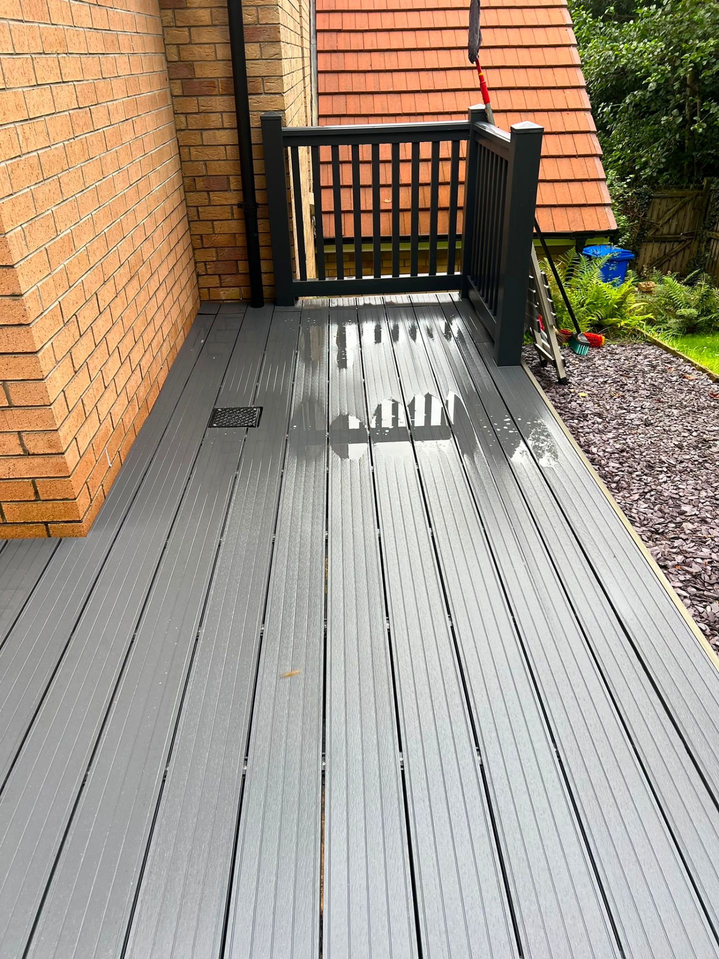Pressure washing garden decking - Frosty Enterprises Ltd t/a Frostys Cleaning Services