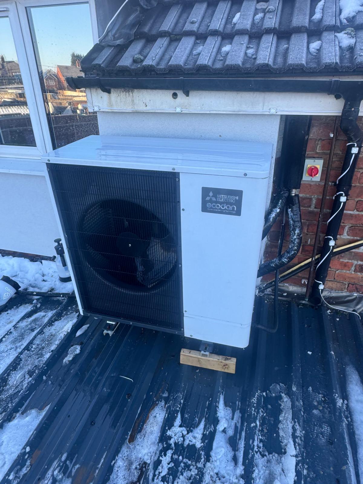 Heat pump Service - Tamworth Renewables Ltd