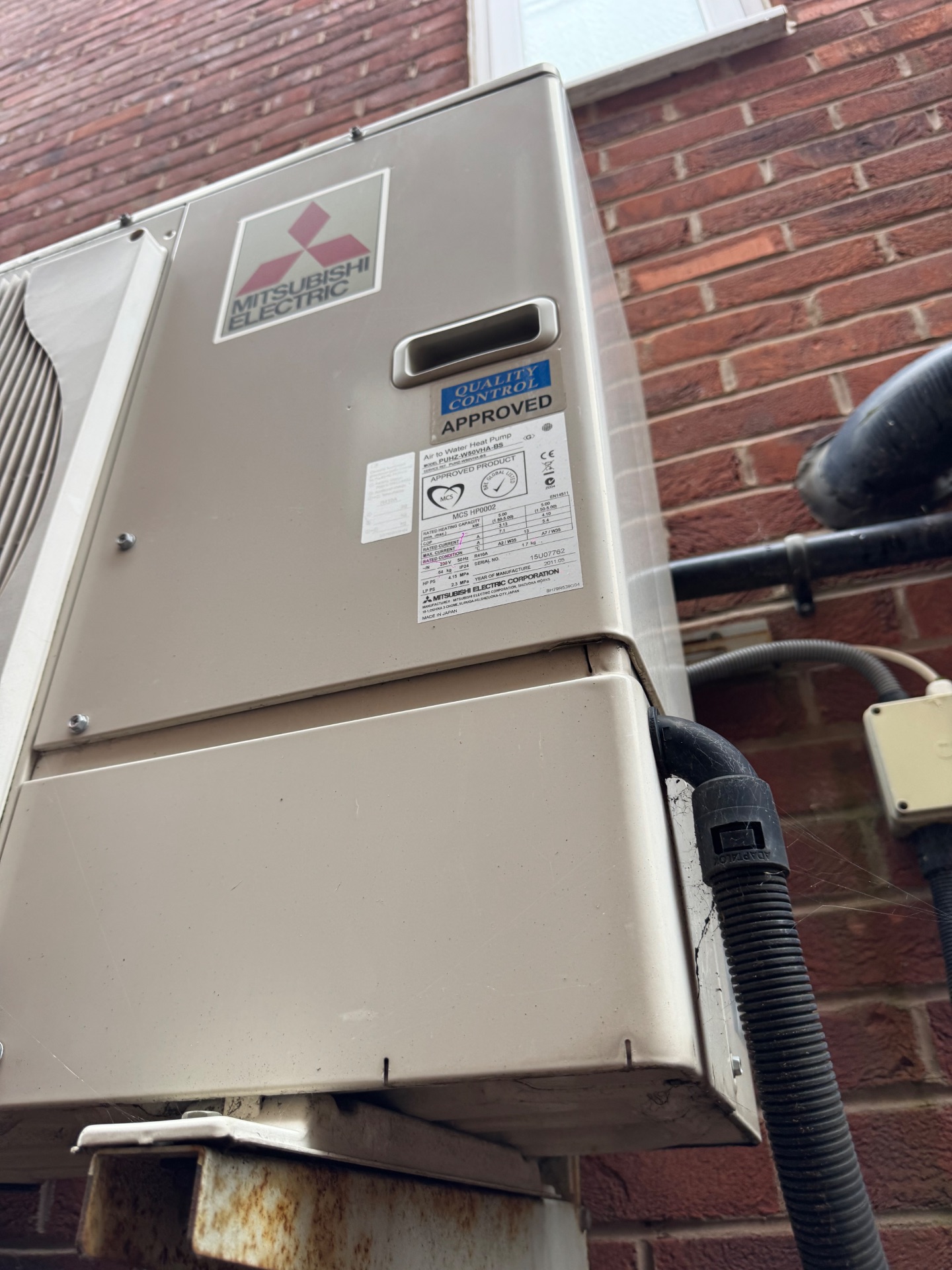 Heat pump service on a Mitsubishi EcoDan - Tamworth Renewables Ltd