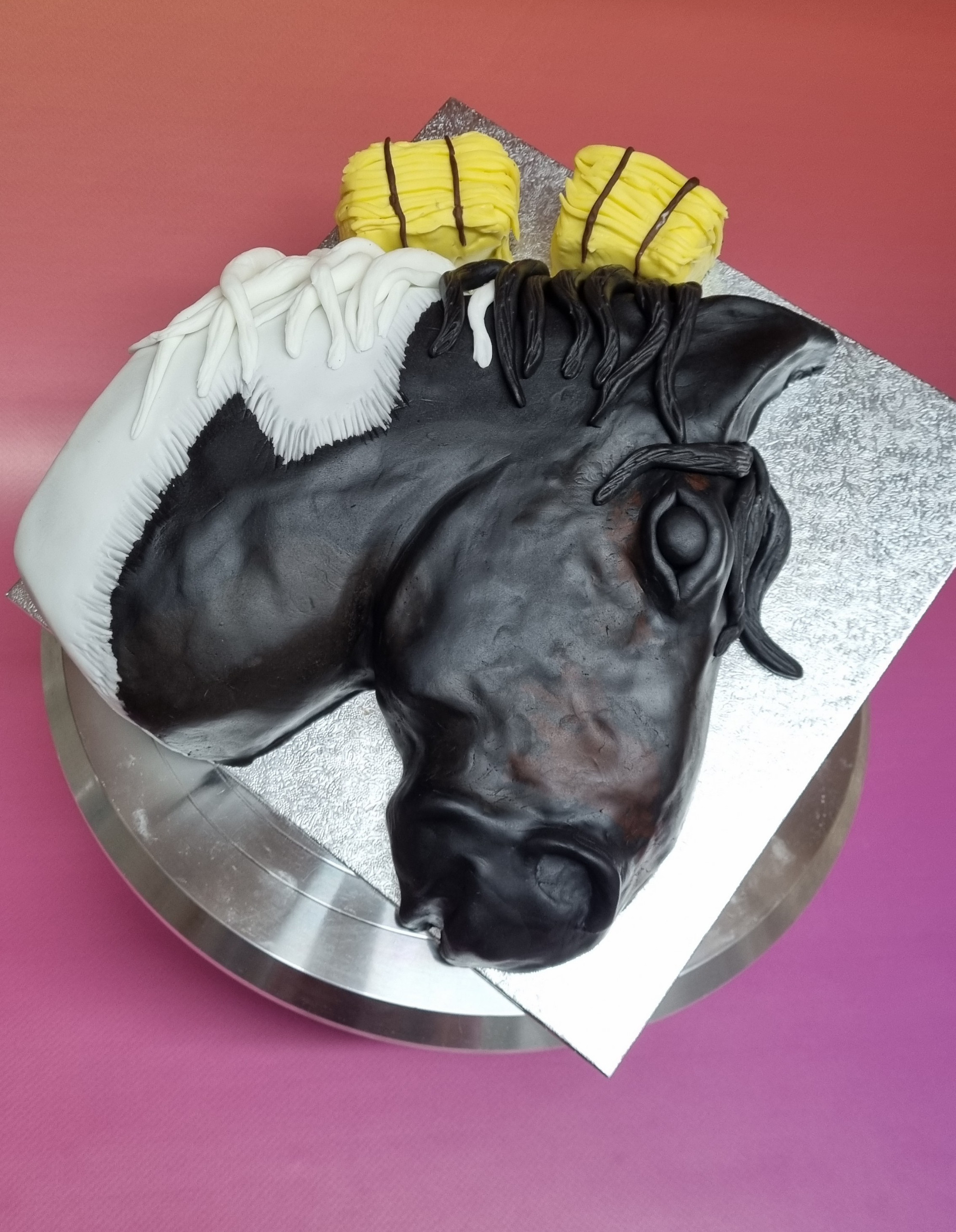 Horse Portrait Cake - Knead Me Harder Bakery