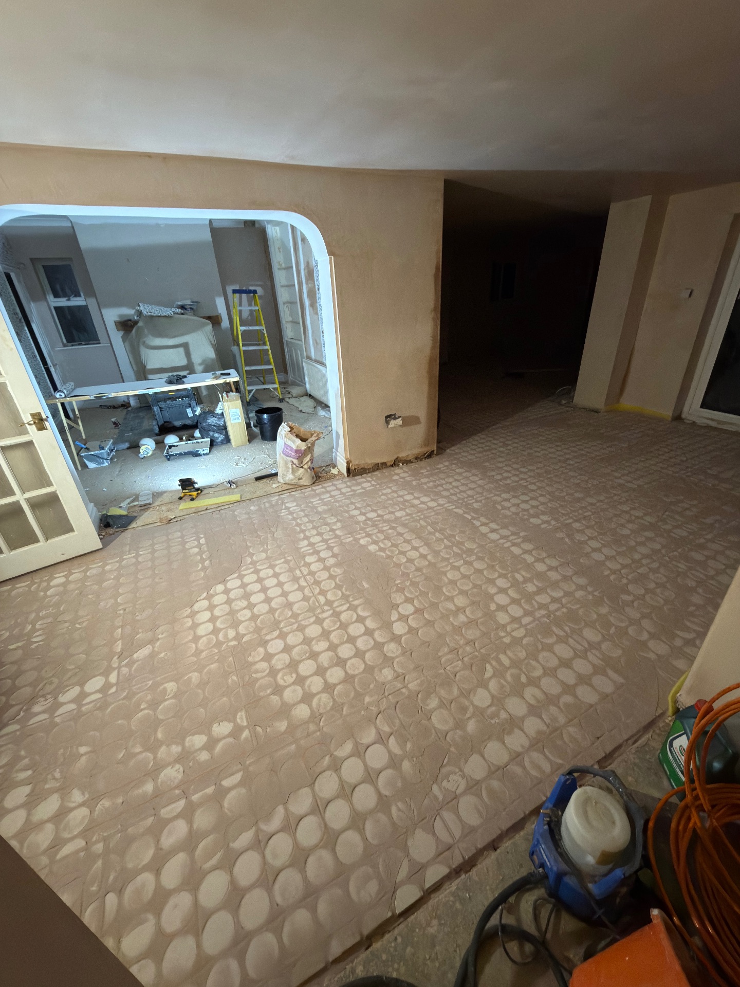 What's under the floor? - #heat