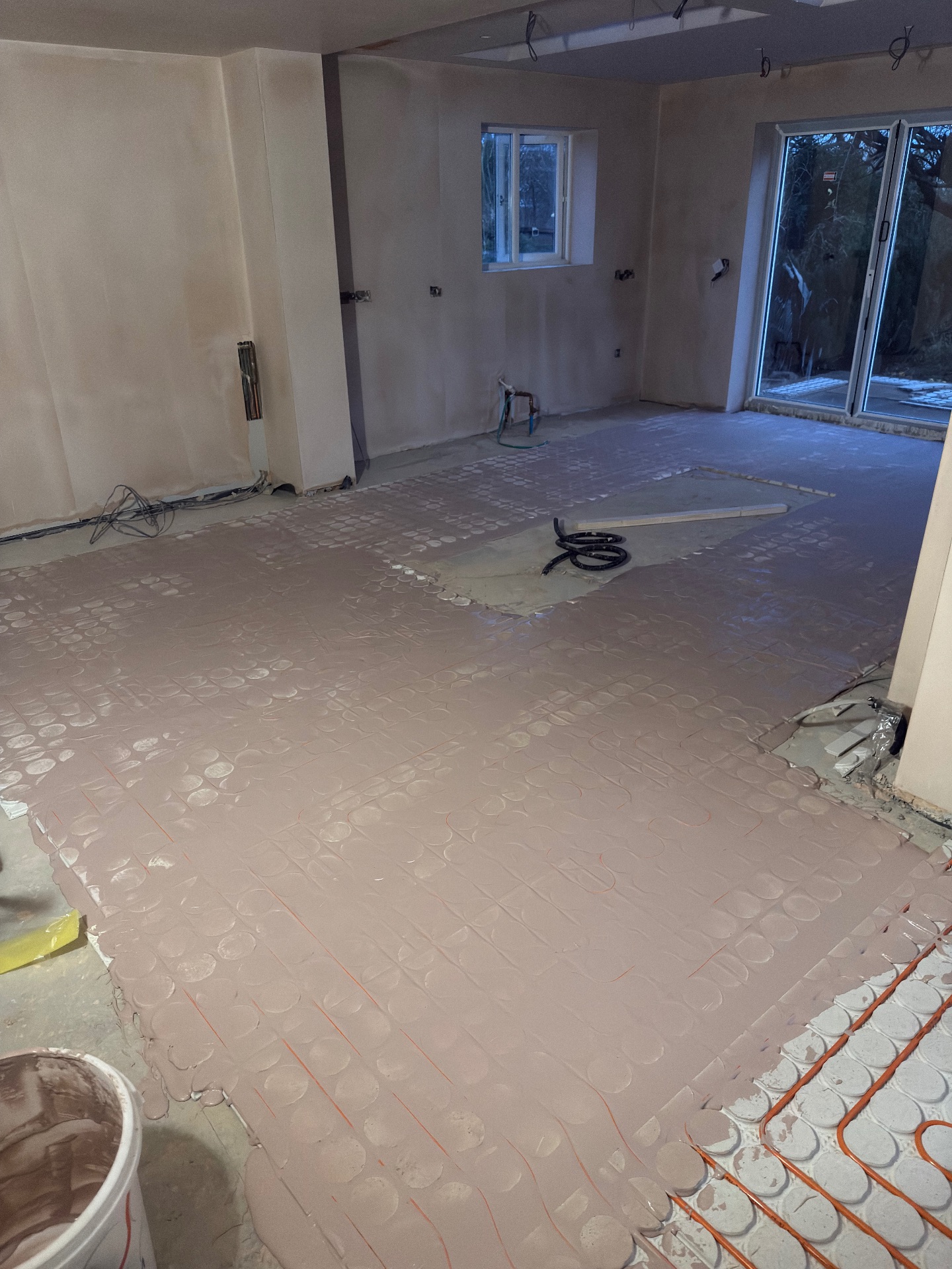 What's under the floor? - #heat